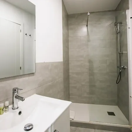 31ara1092- Newly Refurbished 2br Flat In The Gothi バルセロナ